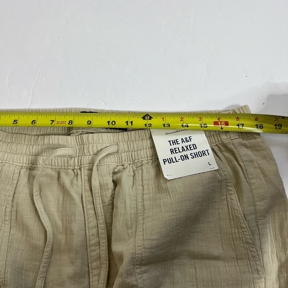 Abercrombie & Fitch Relaxed Pull On Short Size Large New Beige - Picture 4 of 8